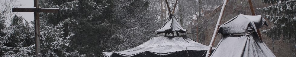 bildleiste_zelte-im-schnee